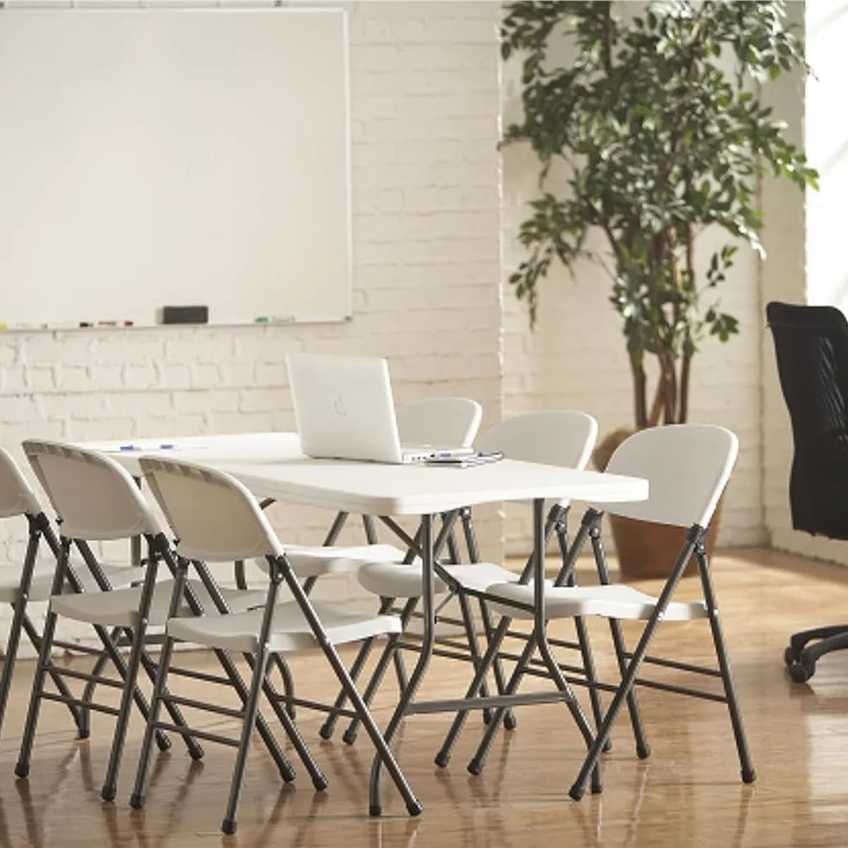 Tavolo Pieghevole Portatile salvaspazio | Tavolo richiudibile
I Tavolo da campeggio con
Sistema di Blocco di Sicurezza, Fino a 6 Persone - 180x75x74 cm (Bianco)