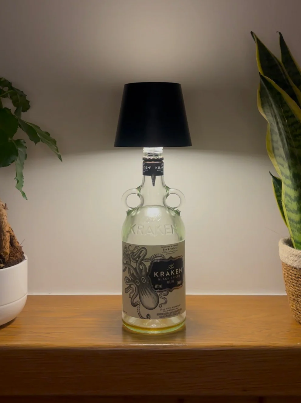LAMPADA LED PER BOTTIGLIE WIRELESS - ARREDAMENTO MODERNO